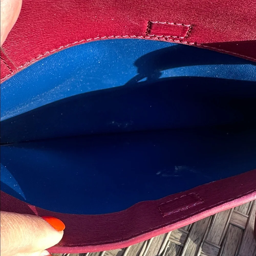 Tory Burch Robinson Tote Bag - Picture 5 of 10